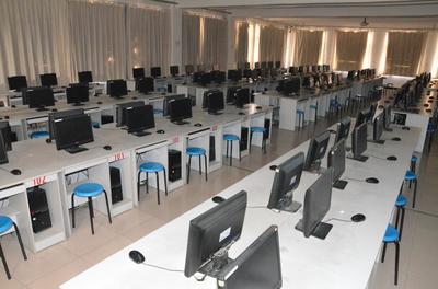 計算機房的統一管理與信息技術咨詢服務